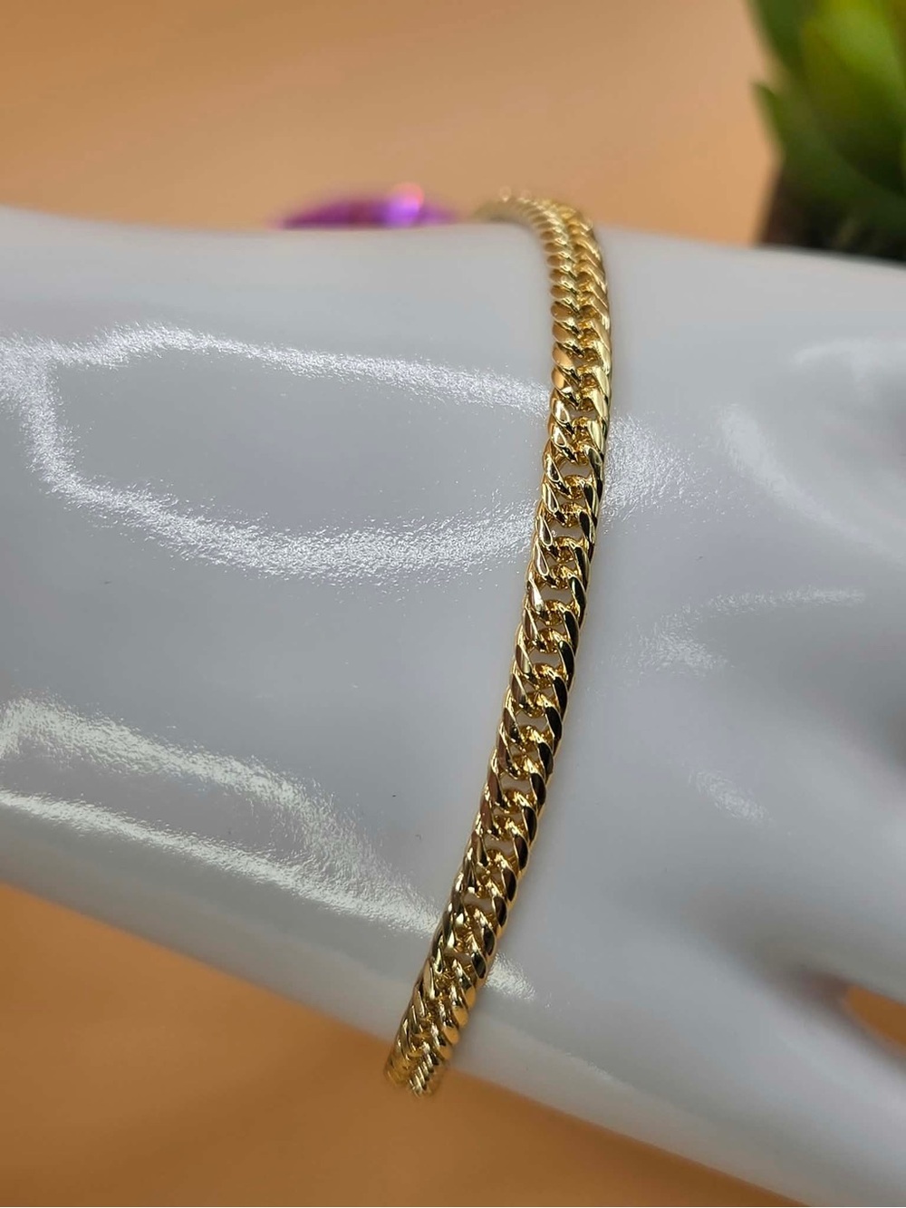Classic Gold-Tone Women's Curb Chain Bracelet